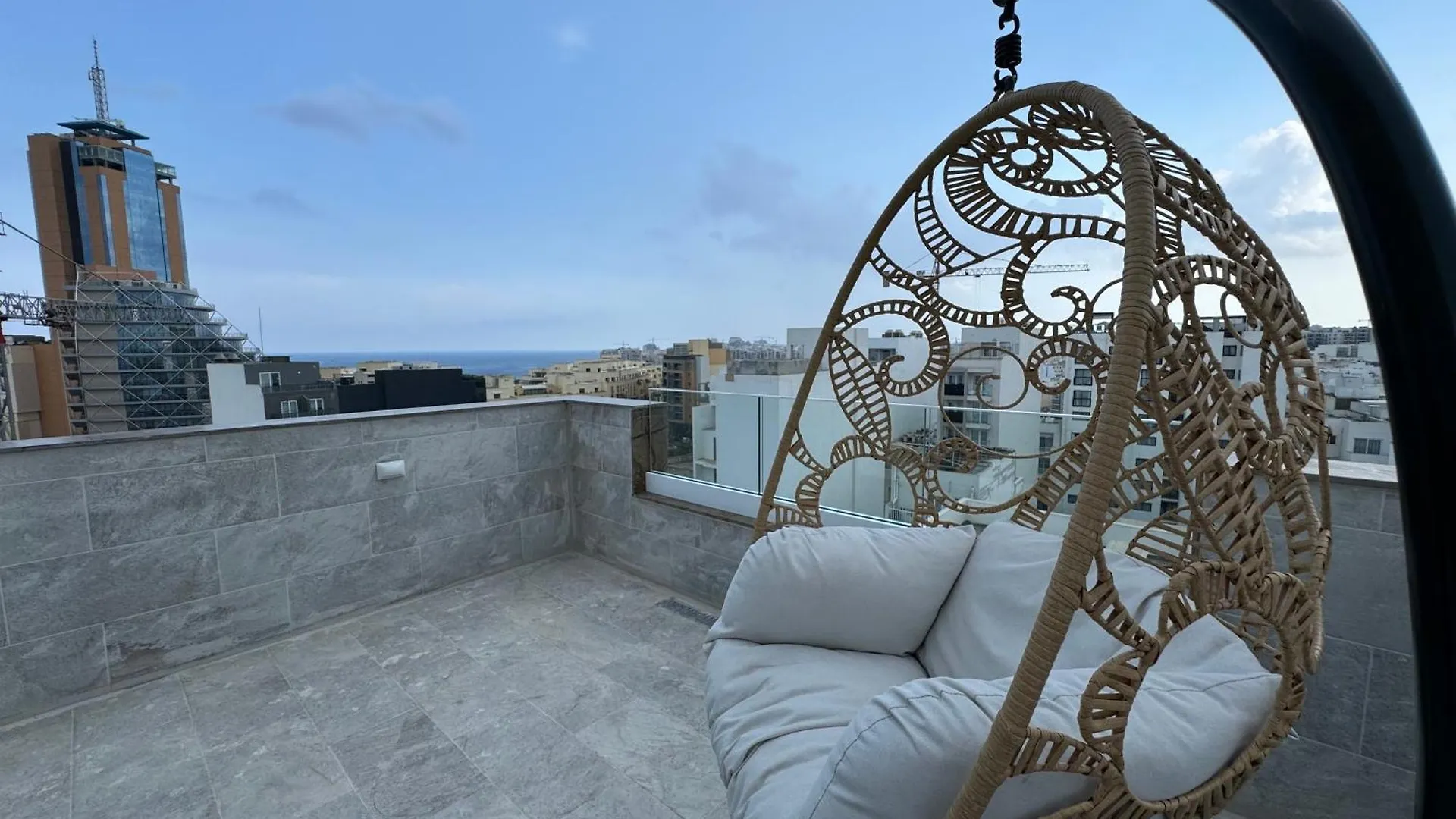 Balcony Hotel San Ġiljan Malta