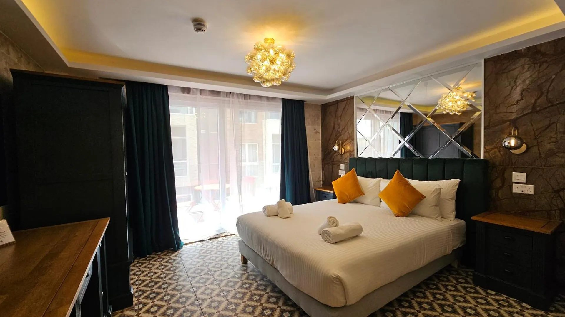 Balcony Hotel Saint Julian's